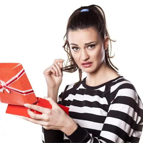 The-7-worst-types-of-gift-to-receive Flora Queen