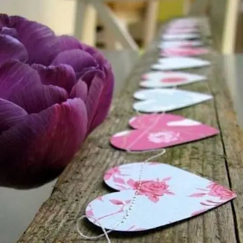 The-Story-Behind-Valentine-s-Day Flora Queen