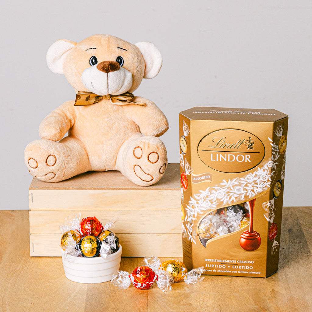 Choco Teddy Delight Flora Queen