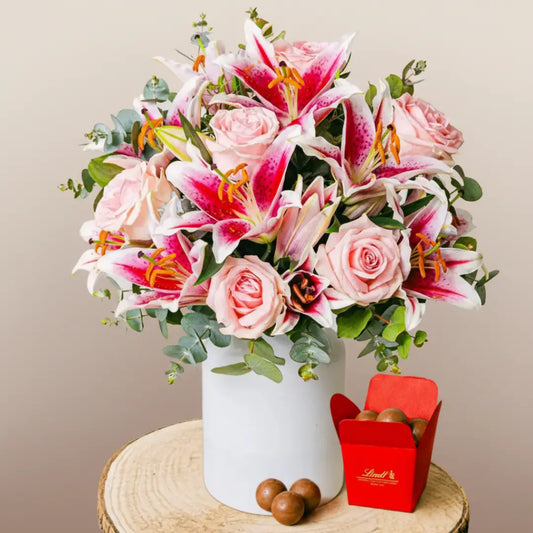 Subtle Freshness - Roses and Lilies Flora Queen Flora Queen